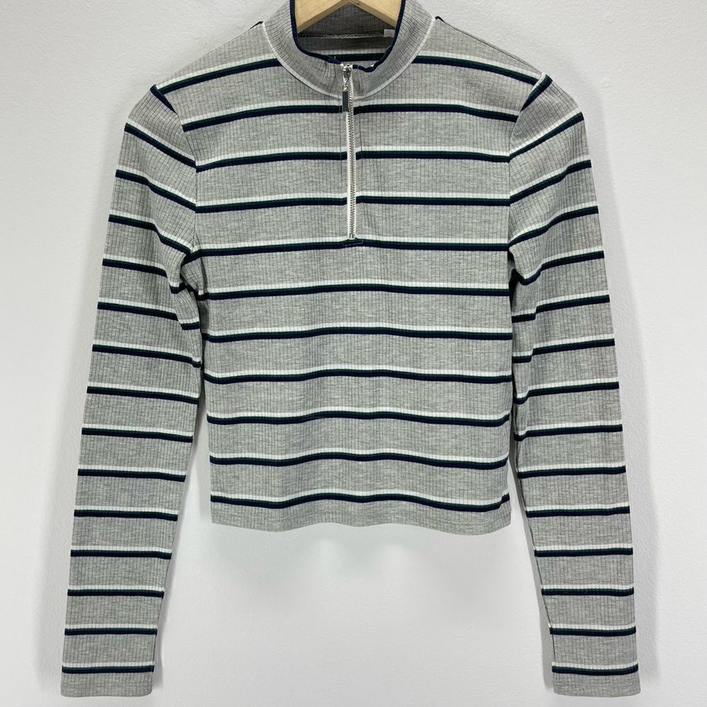 Me to We Striped Ripped Mock Neck Long Knit Sleeve Tee - Small